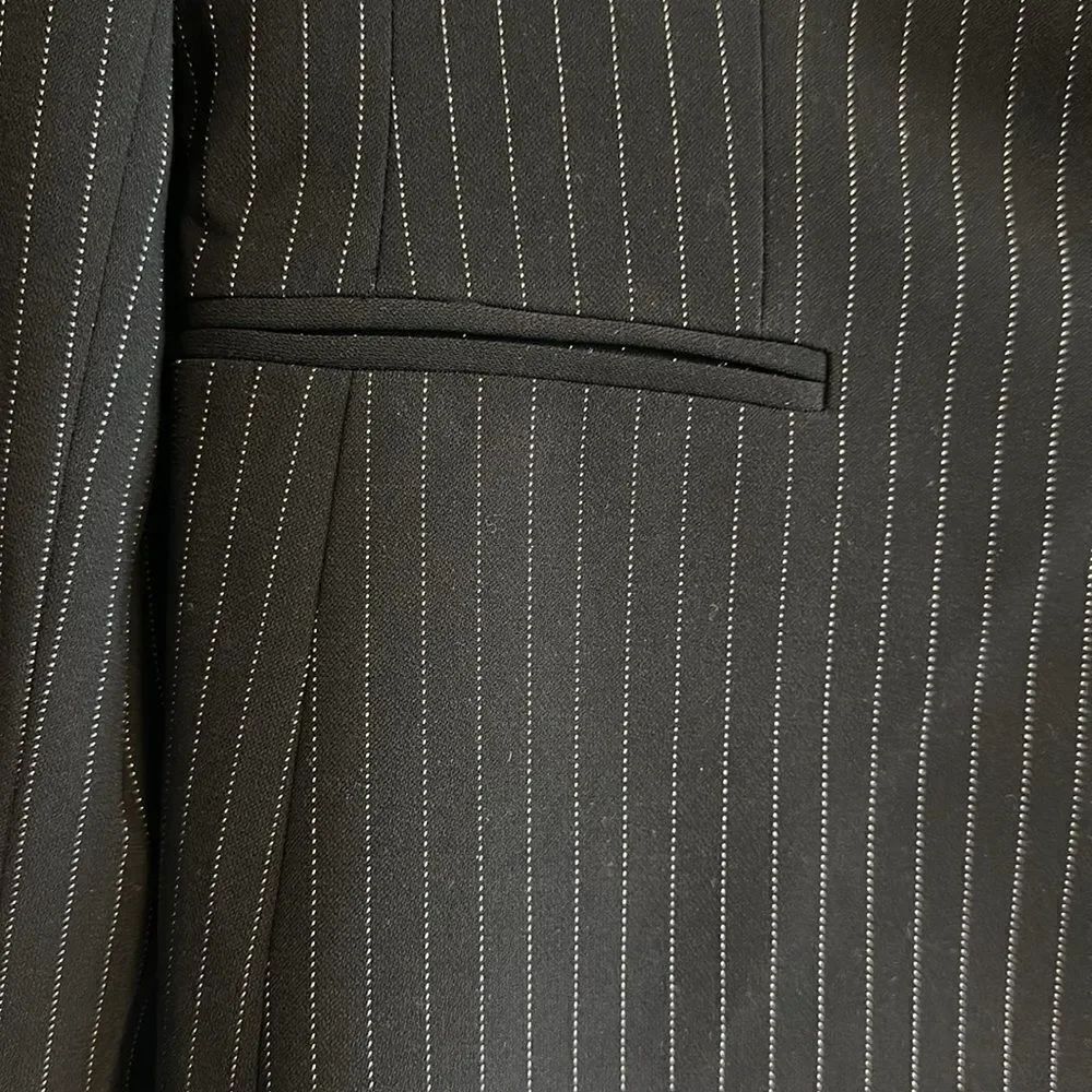 Tahari ASL Women’s Petite Becca Black with White Pink Stripes Blazer - Picture 5 of 8